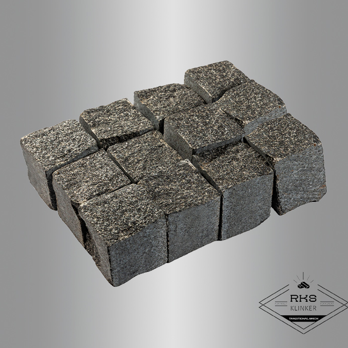 Гранитная брусчатка Габбро, Пилено-колотая, 50x50x50 мм в Краснодаре