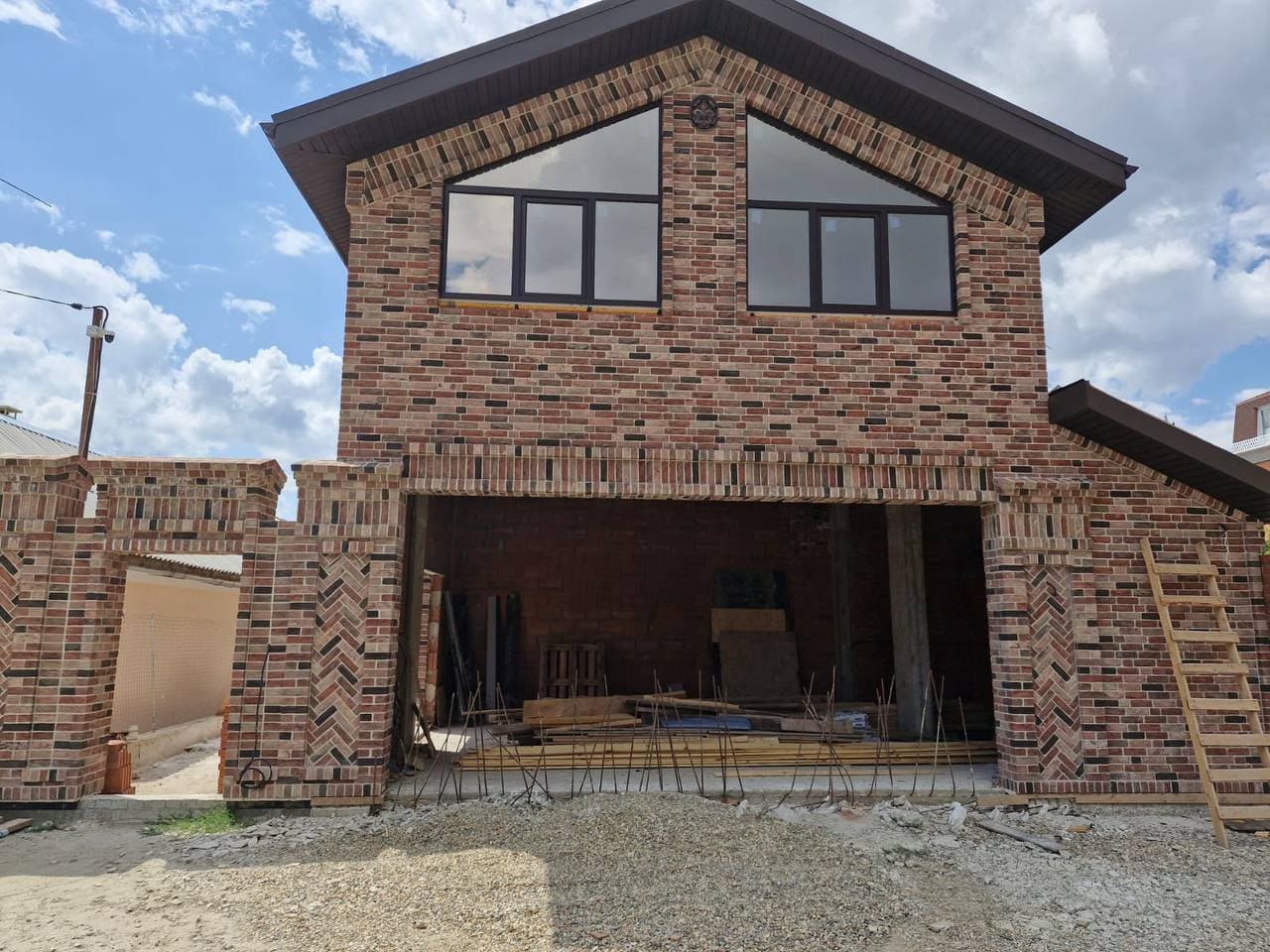 Кирпич Тандем W159 Екатерининский — красно-коричневый пёстрый