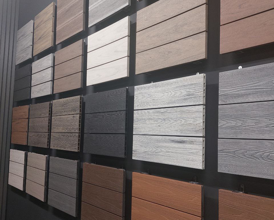 образцы террасной доски ДПК и фасадной доски ДПК от Black Deck