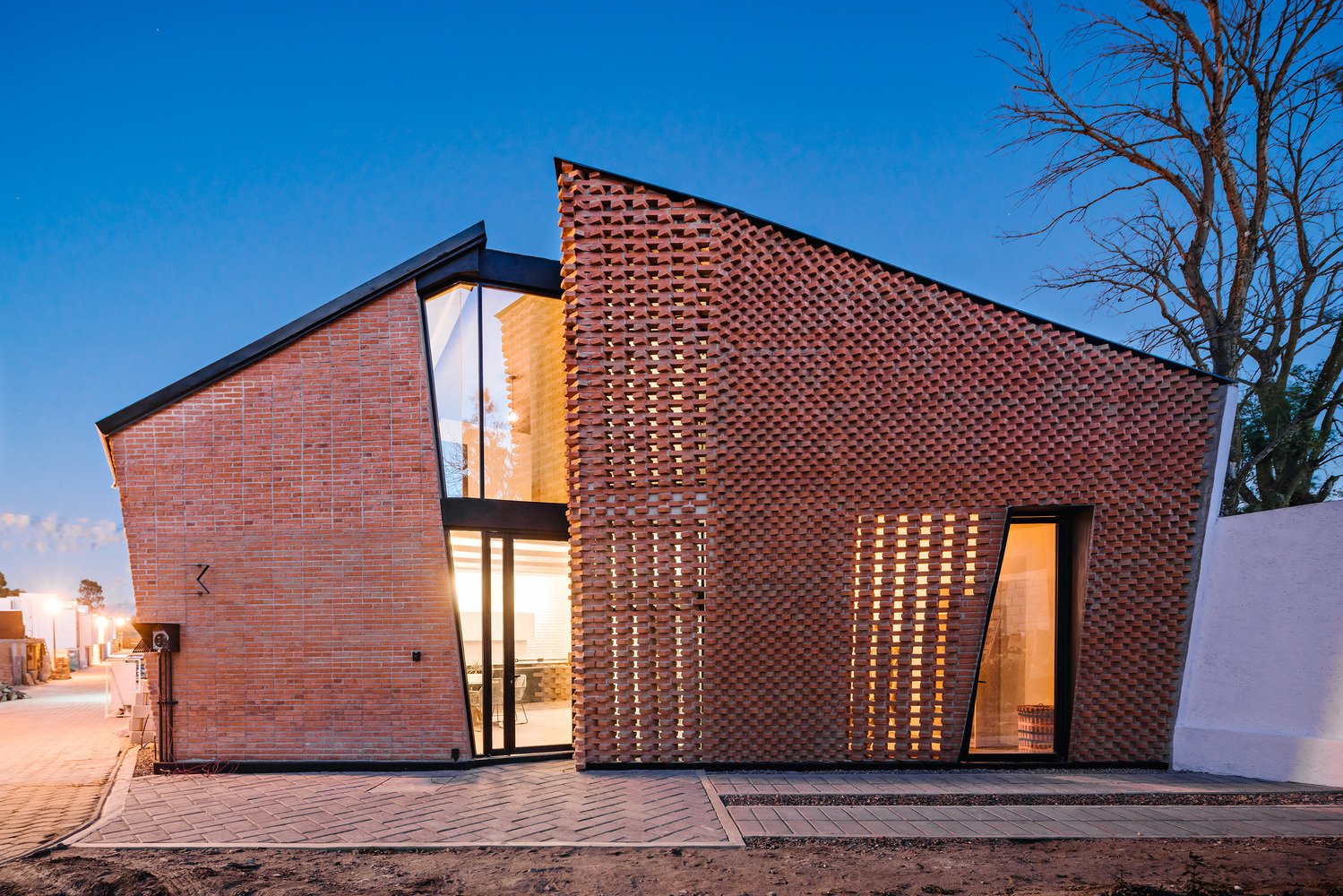 Дом Святого Петра / Proyecto Cafeína + Estudio Tecalli.