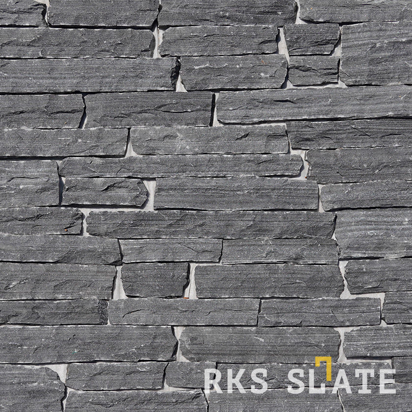 Фасадный облицовочный камень Monsoon Black Quartz Strips в Краснодаре